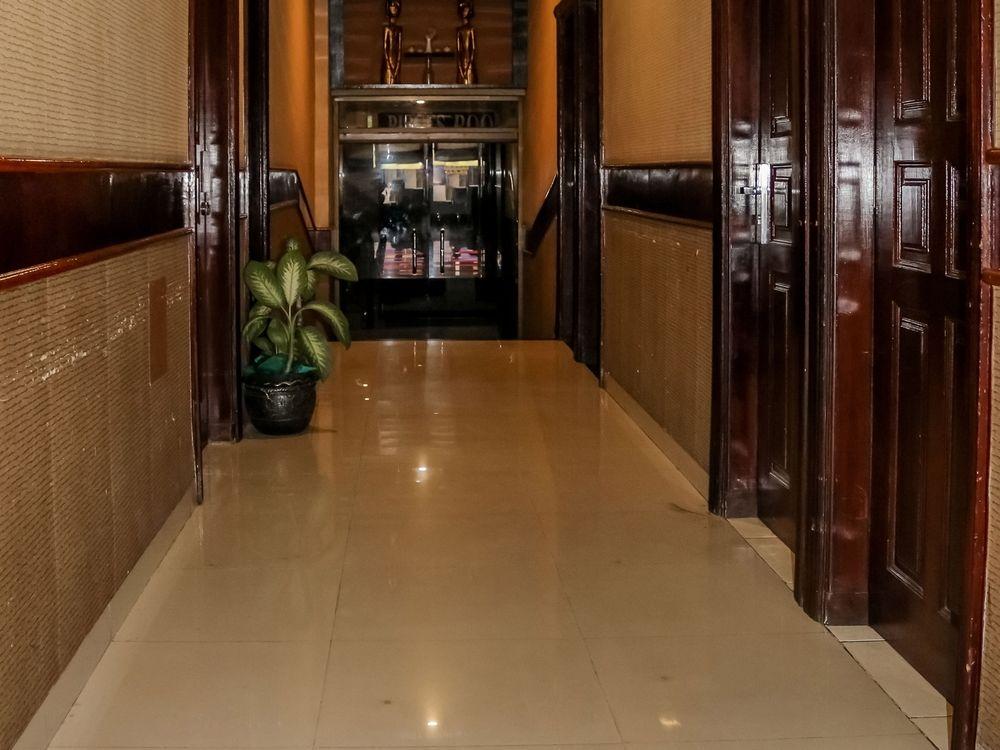 Antares Hotel Medan Exteriör bild