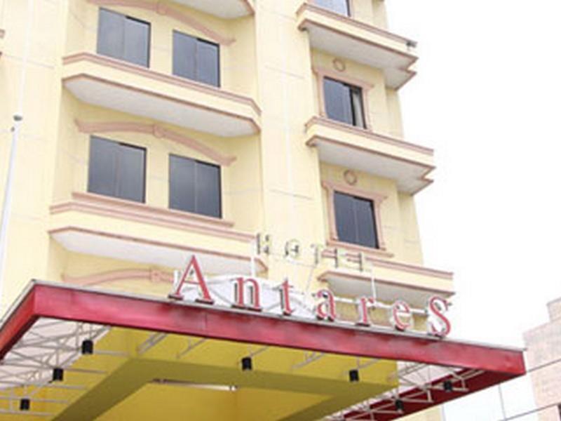 Antares Hotel Medan Exteriör bild